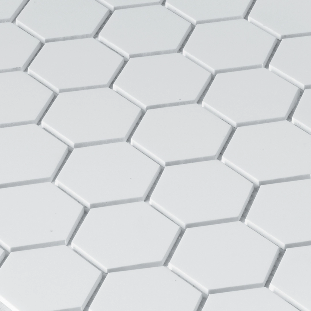 photo d'une plaque de mosaïque à poser blanche hexagonale